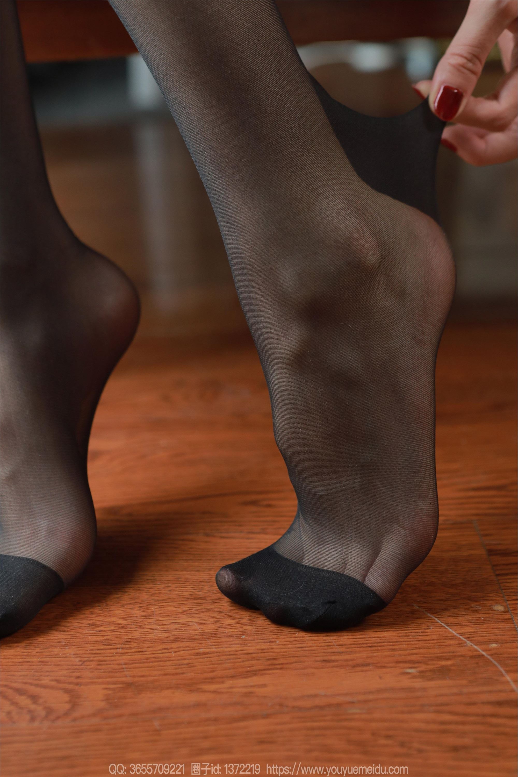 IESS异思趣向  2025.02.17 丝享家 1979 团团《长腿女sir（下）》